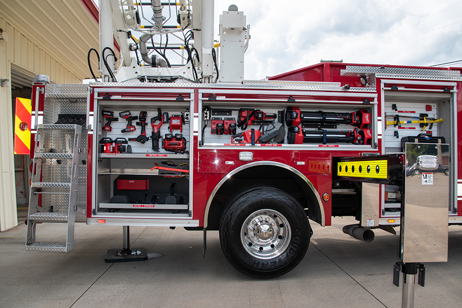 Ladder 109 PushIn Bolivar Fire Department